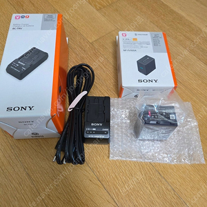 소니 BC-TRV + NP-FV100A 캠코더 배터리 세트