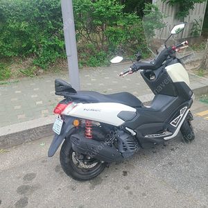 NMAX 19년식 9864k 짧은 키로수 마실용 판매합니다
