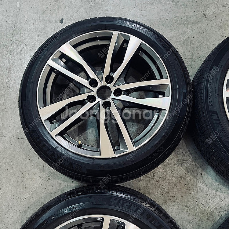 [ 정품 ] 아우디A6 45TDI 19인치 휠 타이어 ...--3