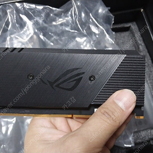 asus x570 crosshair viii extreme [ dimm.2 ] 팝니다.​ 택포