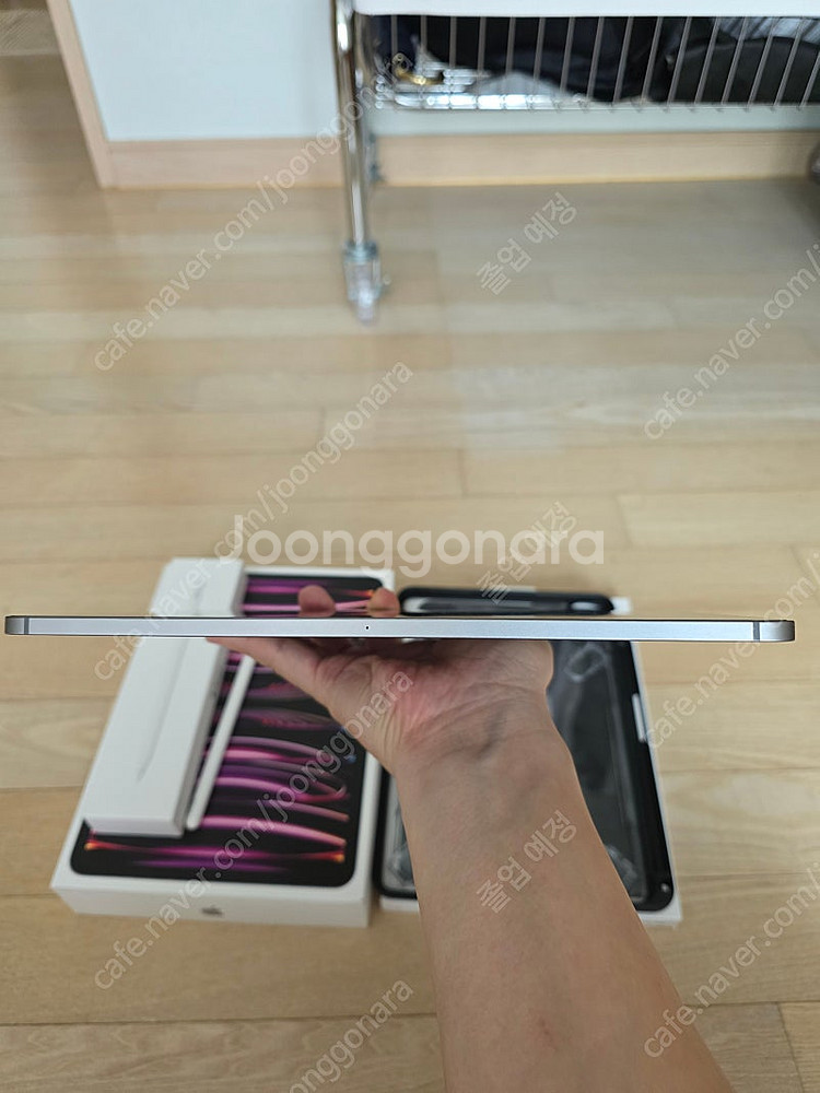 아이패드 프로 M2 11인치4세대 2568GB wifi...--4