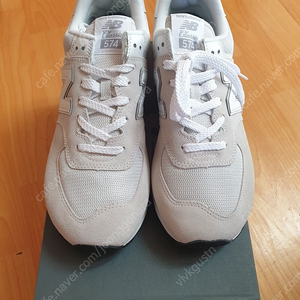뉴발란스 574 클래식 베이지(D 와이드)