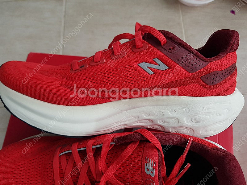 뉴발란스 프레쉬폼--2