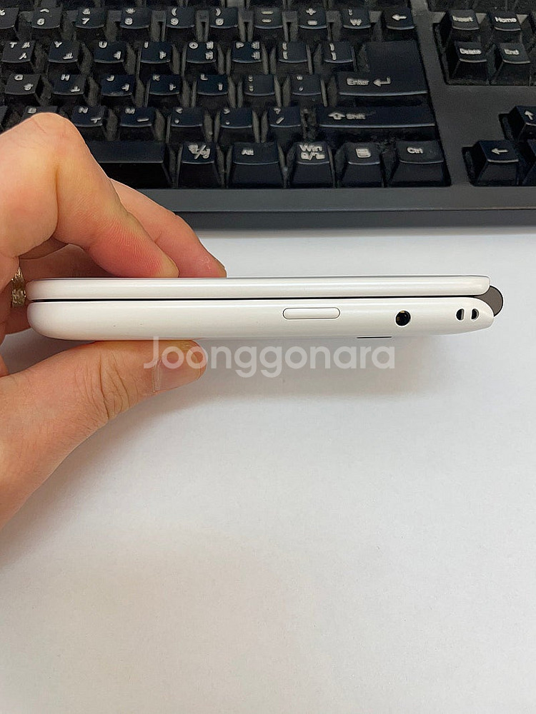 ALT스타일폴더 32GB 화이트 무잔상 상태좋은 중고8...--6