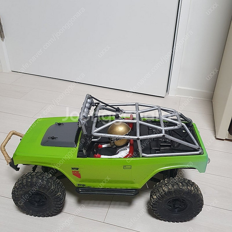 RC카 팝니다. SCX10데드볼트, 베테라 브롱코, 베...--2