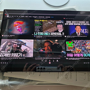 (터치O) 4K OLED 포터블 모니터 3840*2400해상도 팝니다.