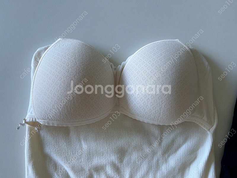 코즈넉 캡 내장 끈 나시--2
