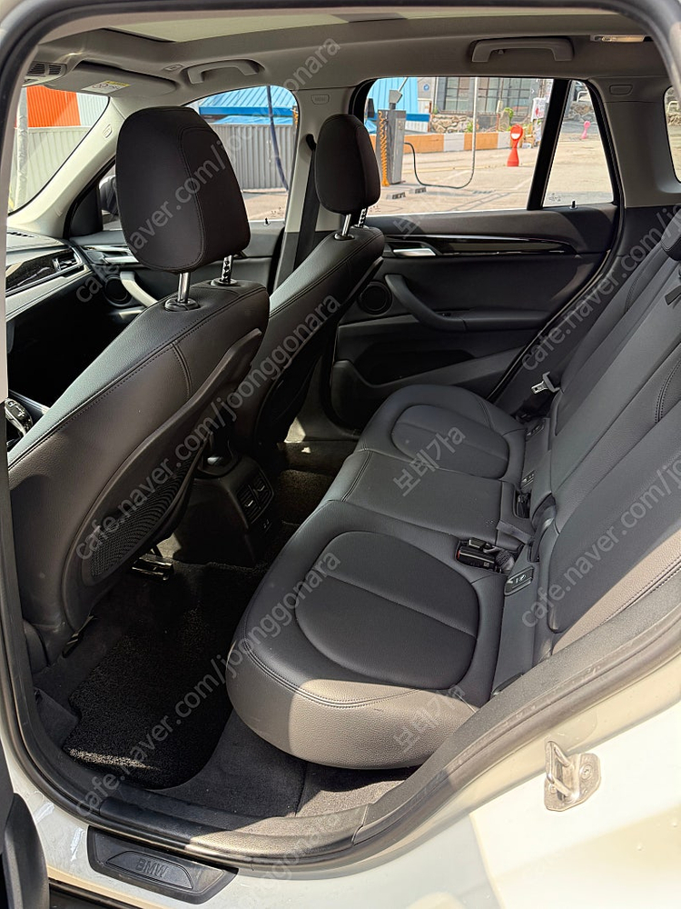 bmw x1 f48 20i xline se--9