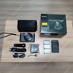 SONY RX100 M2 박스셋 + 호환배터리충전세트 27만원