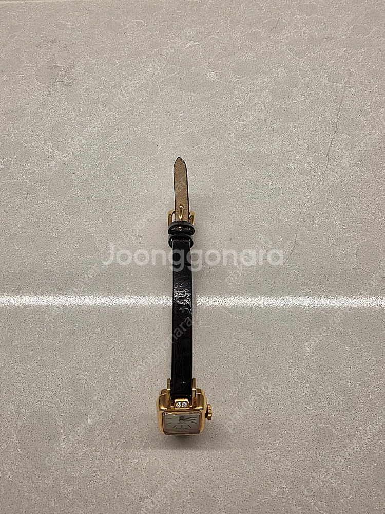 로즈몽 금장블랙 가죽시계--0