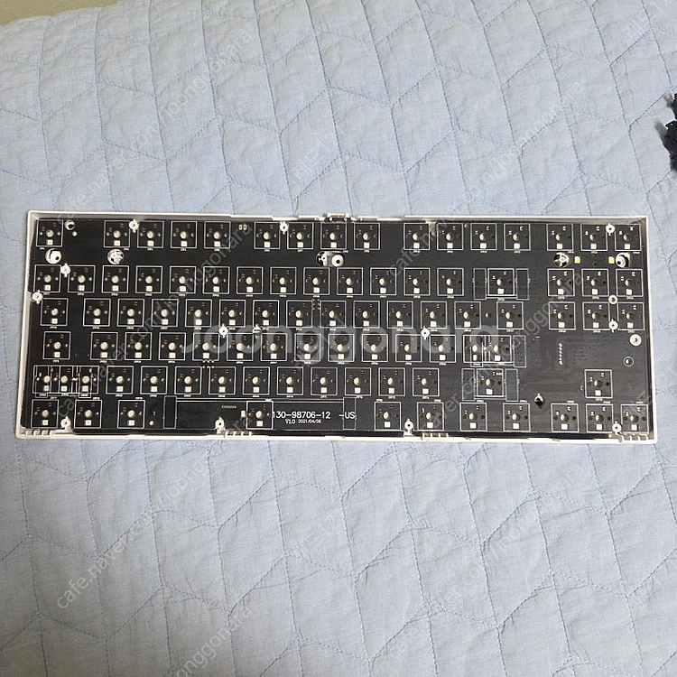 게저갈 닌자87PRO 무선 기계식 키보드 화이트--3