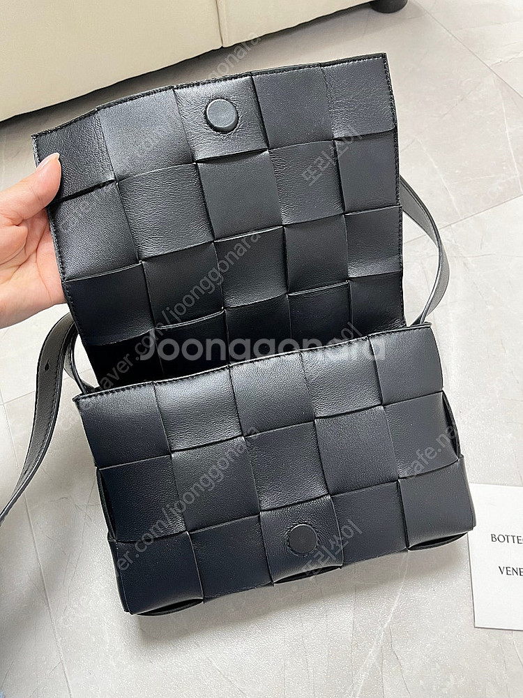 정품 보테가베네타 카세트백--1