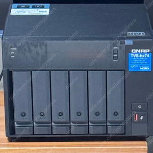 qnap tvs-h674 i3-12100 16gb
