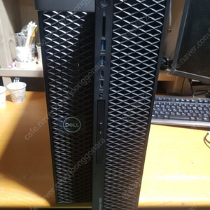 DELL Precision5820 Tower / W-2145 /RAM 64G /VGA M2000 /NVME 512G ( T5820 ) 외관좋음