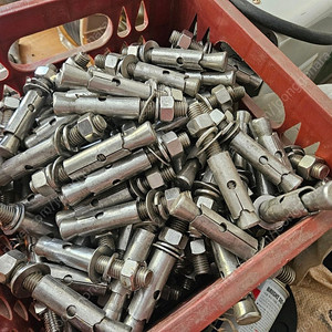 스텐세트앙카 5/8 M16고부 125mm 팝니다