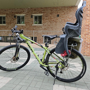 29인치 TREK marin 7 MTB 자전거 + 유아안장