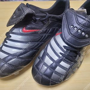 나이키 에어줌 토탈1 SG 260
