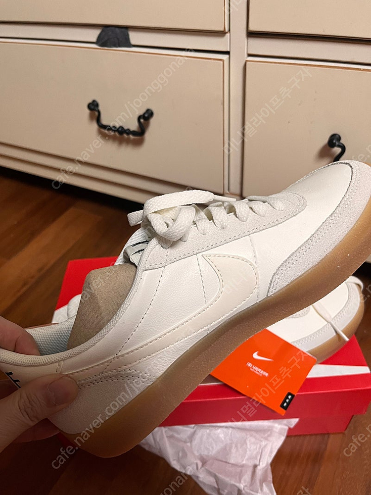 나이키킬샷2화이트 이미지