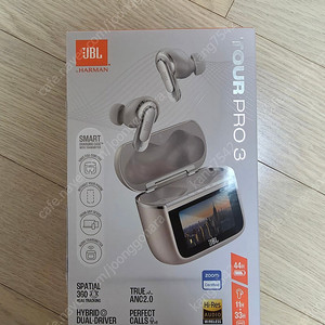 JBL TOUR PRO 3 라떼 색상 팝니다.
