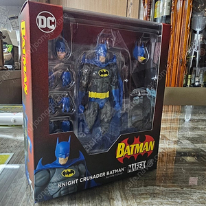 mafex 마펙스 배트맨 나이트 크루세이더 나이트폴 개봉확인품