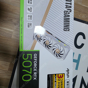 ZOTAC GAMING 지포스 RTX 5070 AMP White D7 12GB