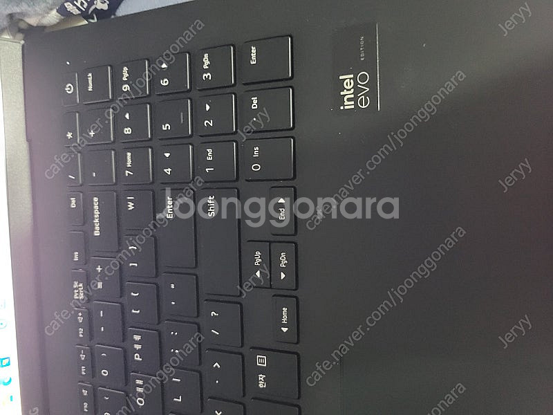 2024 LG Gram 16인치 블랙 (풀박스)--6