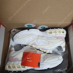 1 [245] [새상품/미사용] 245mm 나이키 에어줌 파이어 써밋화이트 코코넛밀크
