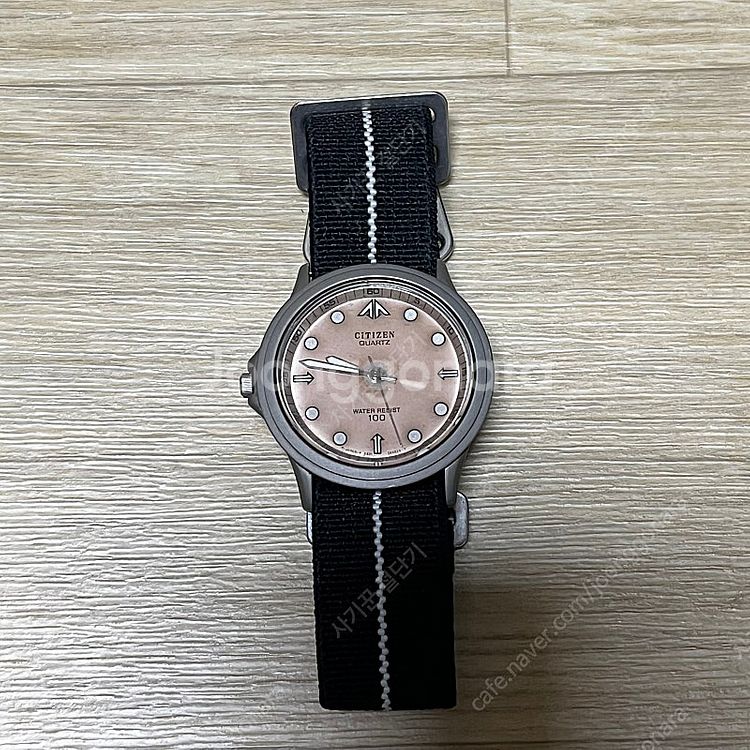 빈티지 시티즌 밀리터리 시계 33mm 쿼츠 살몬 다이얼--2