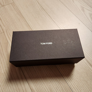 TOM FORD 탐포드 썬글라스 TF1172 새상품 미개봉 팝니다.