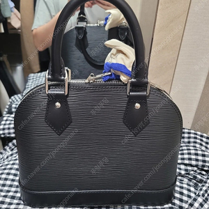 루이비통 알마BB