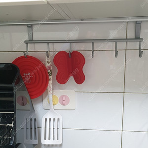 한샘 주저통 싱크대 고급 국자걸이 다용도걸이 주방용품 고급 걸이 주방 행거레일 식기도구 싱크대 행거 악세사리 풀세트 #상태 깨끗함#