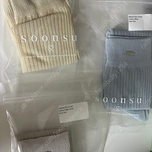soonsu 양말 (Watercolor Socks (Cream), (Light Grey), (Blue)) 새상품
