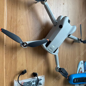 dji 미니4프로 (+ 대용량 배터리 1개, 케어 1년)