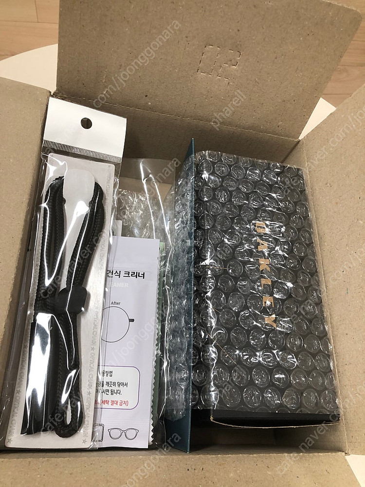 오클리 수트로 변색 고글 팝니다--4