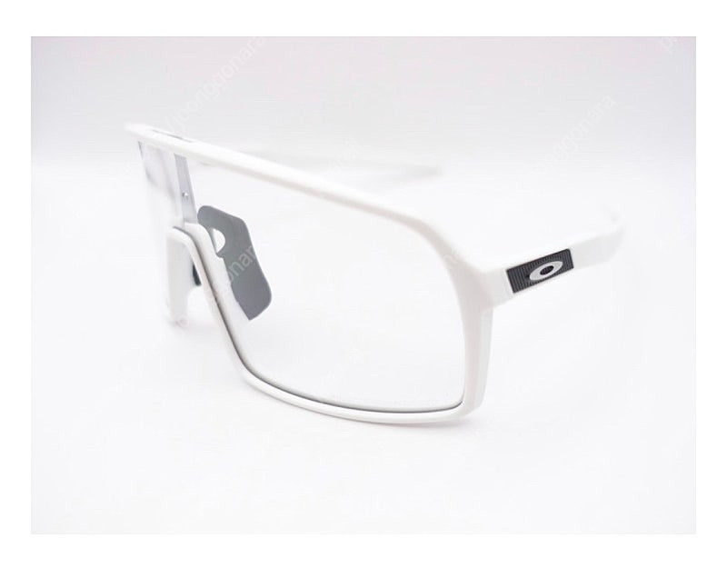 오클리 수트로 변색 고글 팝니다--6