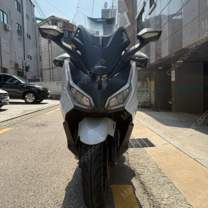 혼다 포르자350 25년식 팔아요