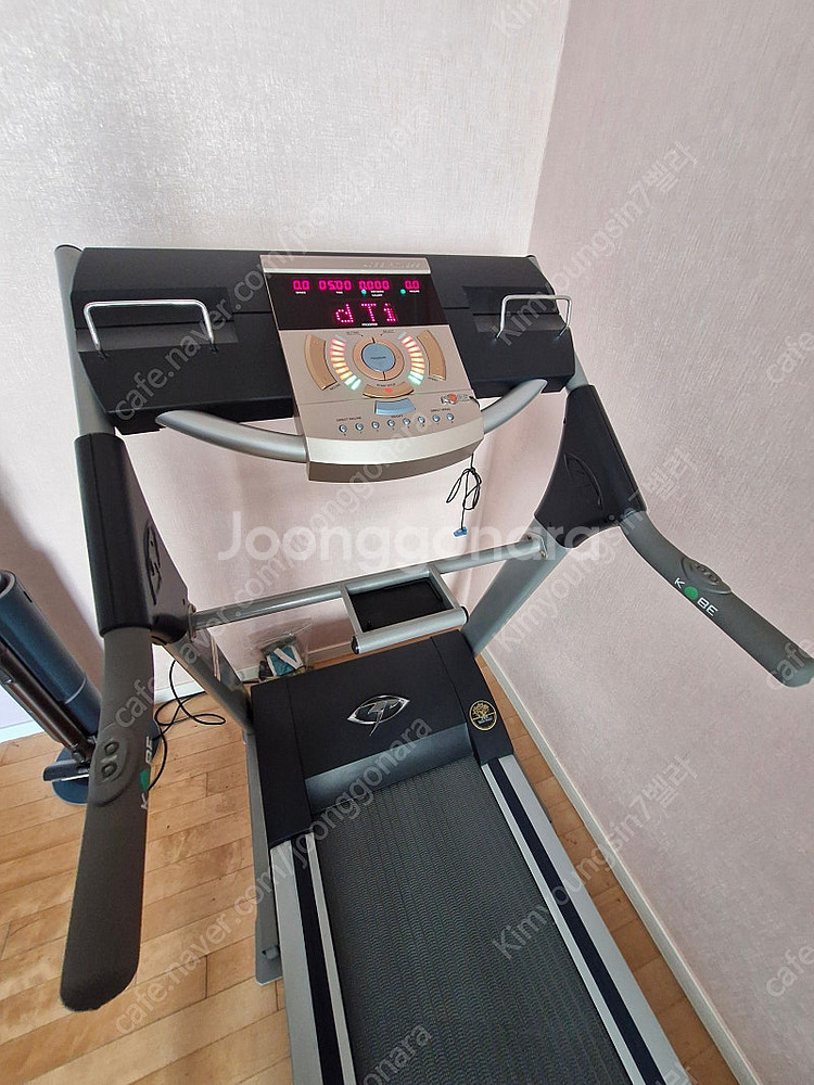 완전 새거인 코베이 K850-S 런닝머신 판매 합니다--1
