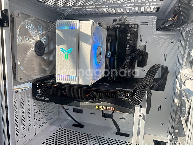 게이밍 컴퓨터 라이젠 8700F RX6700XT 팝니다...--0