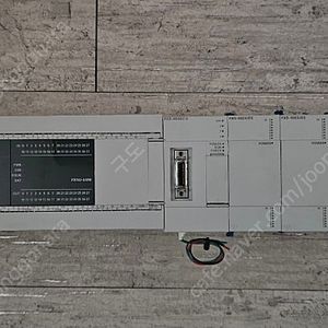 fx5u-64mt, fx5-40ssc plc 세트 팝니다.