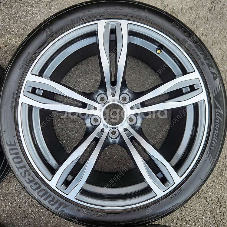 [판매] BMW F10 3GT 5시리즈 M5 스타일 19인치 휠타이어 세트 팝니다.--2