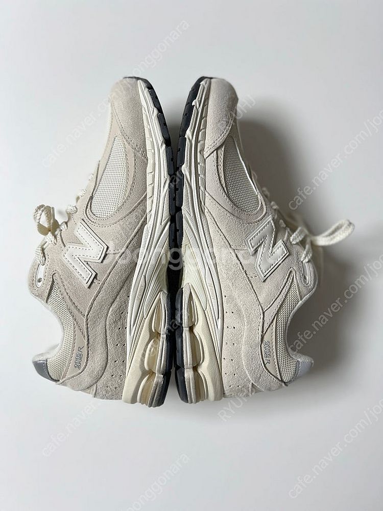 (가격인하)뉴발란스 2002 RCC 아이보리 270--3