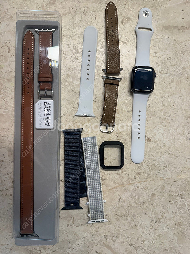 애플워치 se2 미드나이트 40mm 판매합니다--0