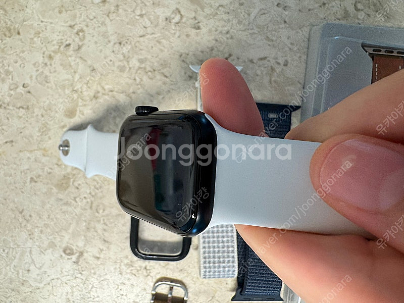 애플워치 se2 미드나이트 40mm 판매합니다--3