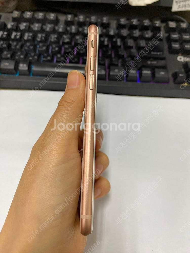 196999 아이폰8 로즈골드 외관S급 64GB 무잔상...--4