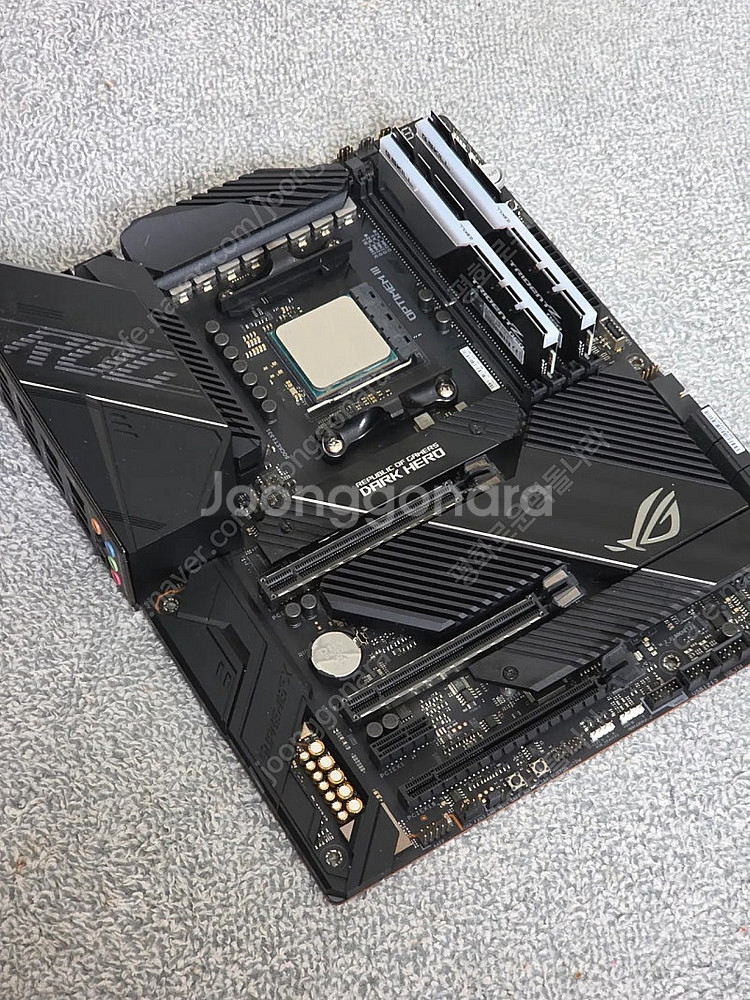 ASUS ROG X570 DARK HERO 팝니다--0