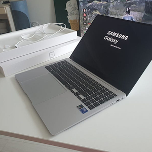 삼성 노트북 2024 갤럭시북 4 프로 16인치 Nt960xgk 업글 싸게 팝니다