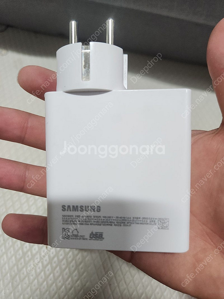 삼성전자 PD 100W GaN 충전기 판매합니다(EP-...--0