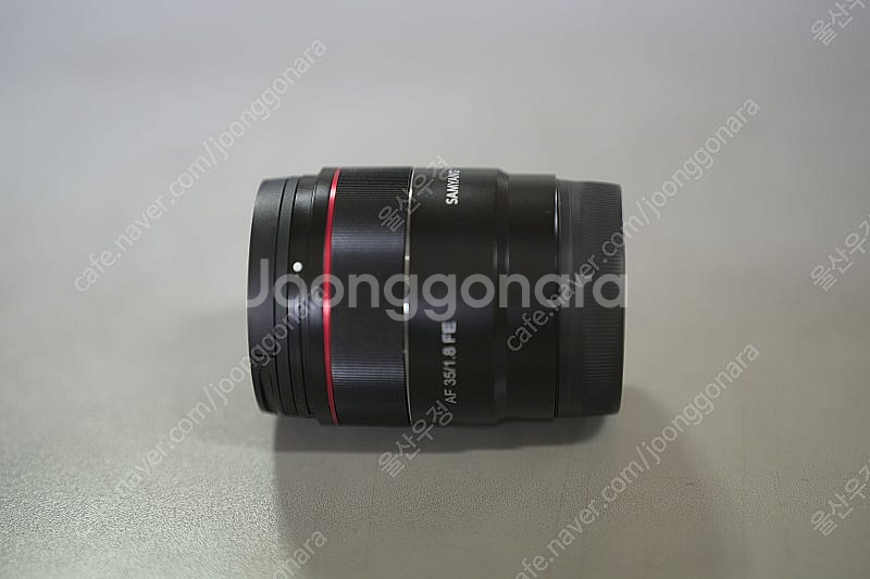 삼양 35mm F1.8 소니FE 팝니다--3