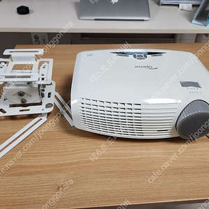 (가격내림) 옵토마 빔프로젝터, 야모 스피커, 야마하 리시버, 3D안경, 풀셋 팝니다.! (홈시어터)