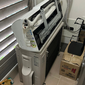 삼성 벽걸이 무풍 에어컨 7평형 AR07T9170HAN 모델 판매합니다